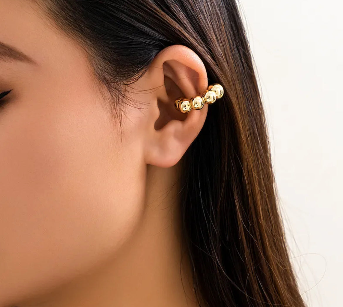 Goldess ear cuff