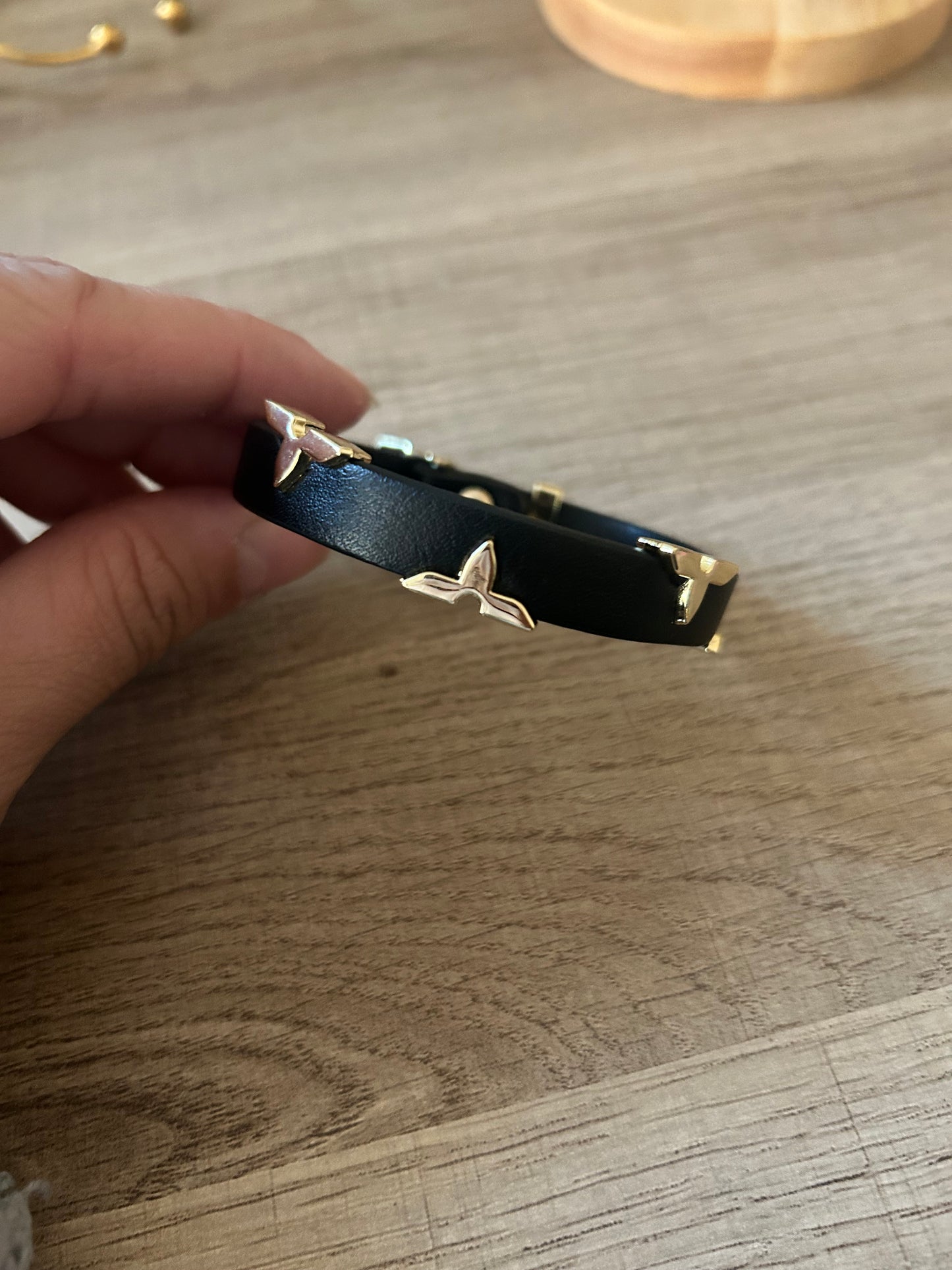 Lv brazalete