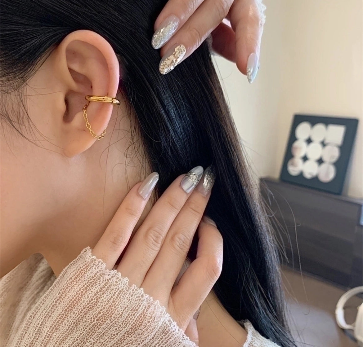 Gold ear clip